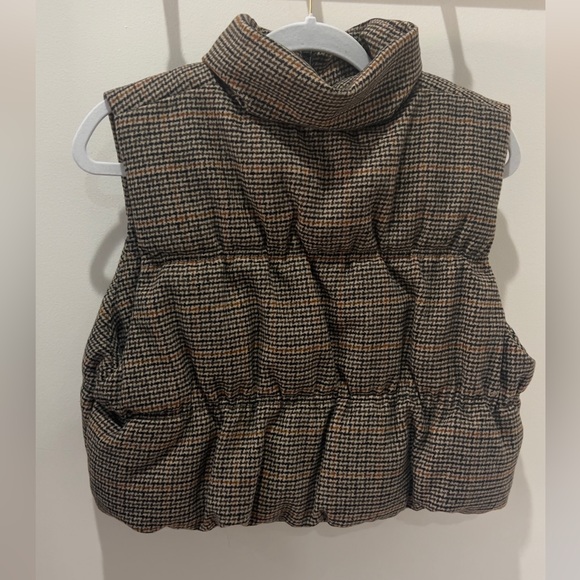 HM Cropped Flannel Houndstooth Vest - Picture 2 of 4